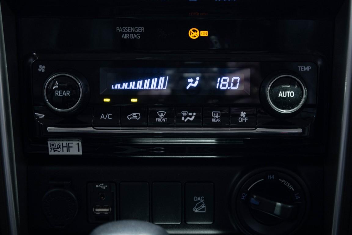Toyota Fortuner 2.4 4WD 2018 *LK0441*